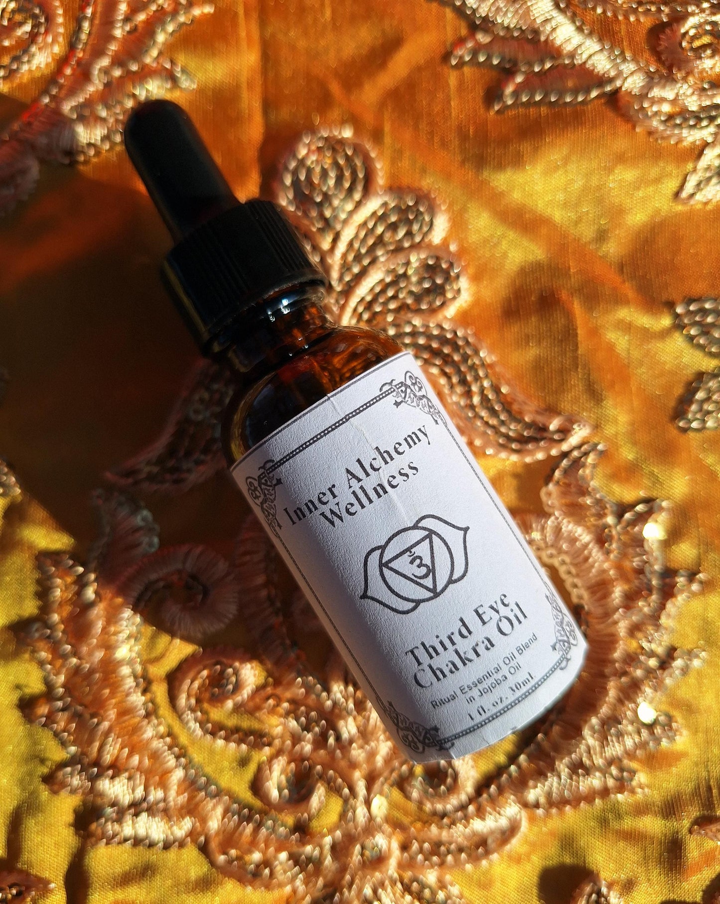 Third Eye Chakra Balancing Oil - Ajna Essential Oil Blend
